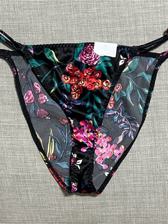 Auden Other - NWT Auden size small satin panties floral print